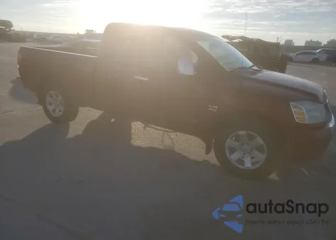 2004 Nissan Titan Xe z USA, uszkodzony, nr VIN 1N6AA06A84N590763